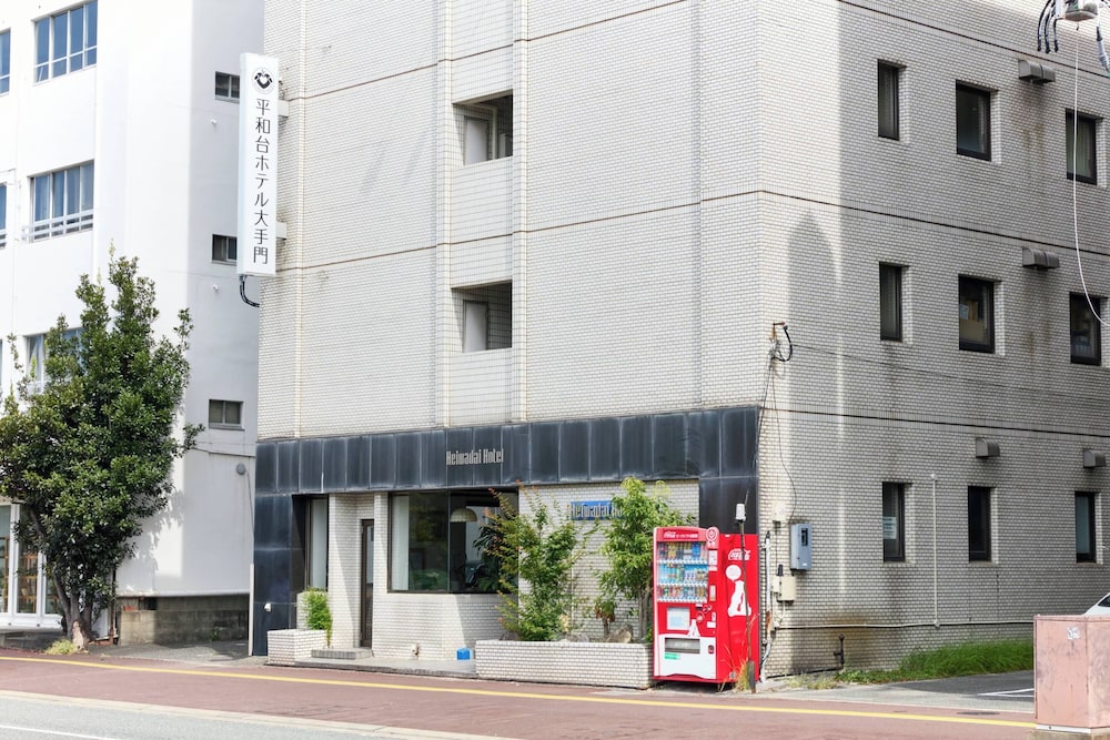 Heiwadai Hotel Otemon 3/50