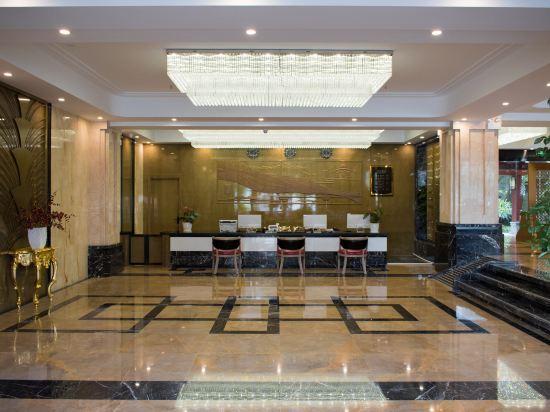 Taiyangcheng Hotel 7/24