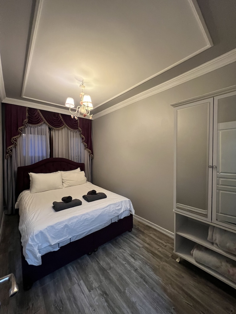 Taksim Cmlm Apart 13/50