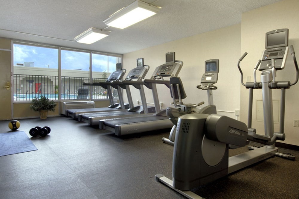 DoubleTree by Hilton Denver Central Park 10/29