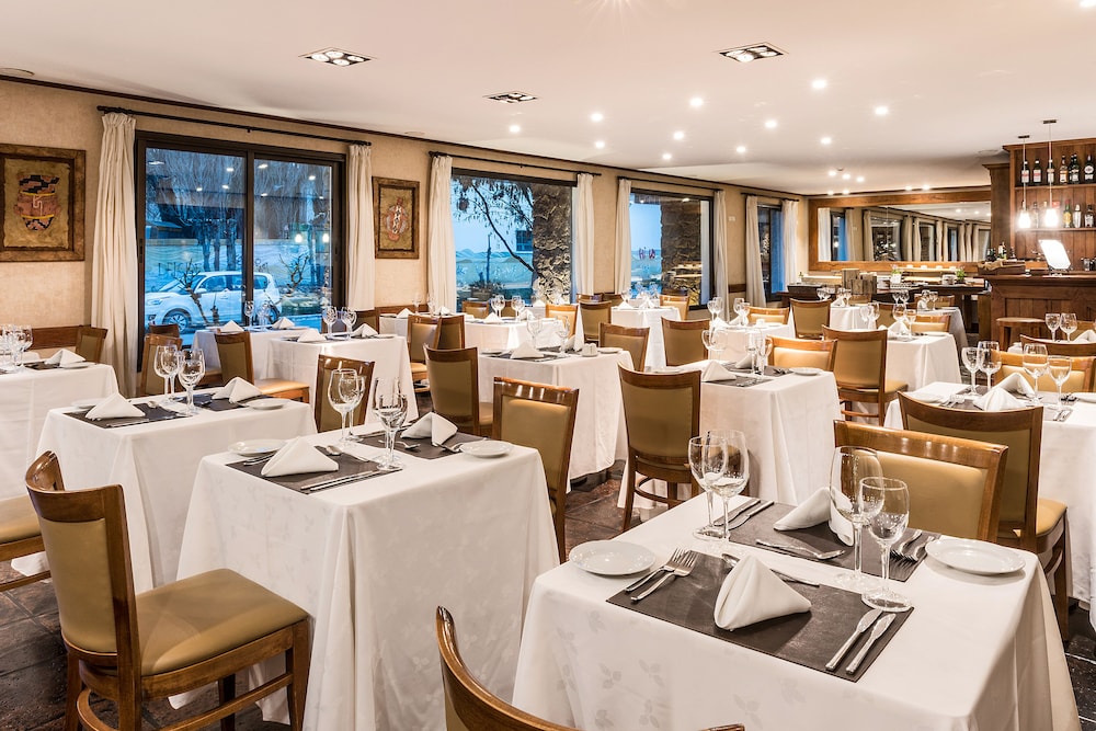 Calafate Parque Hotel 56/66