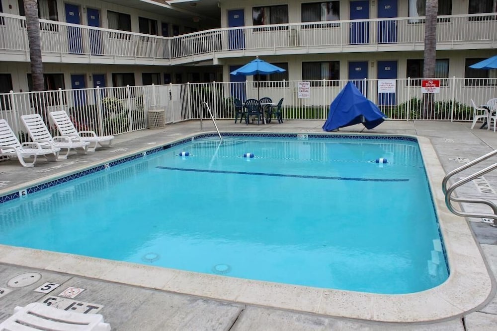Motel6 Pismo Beach, CA 46/61