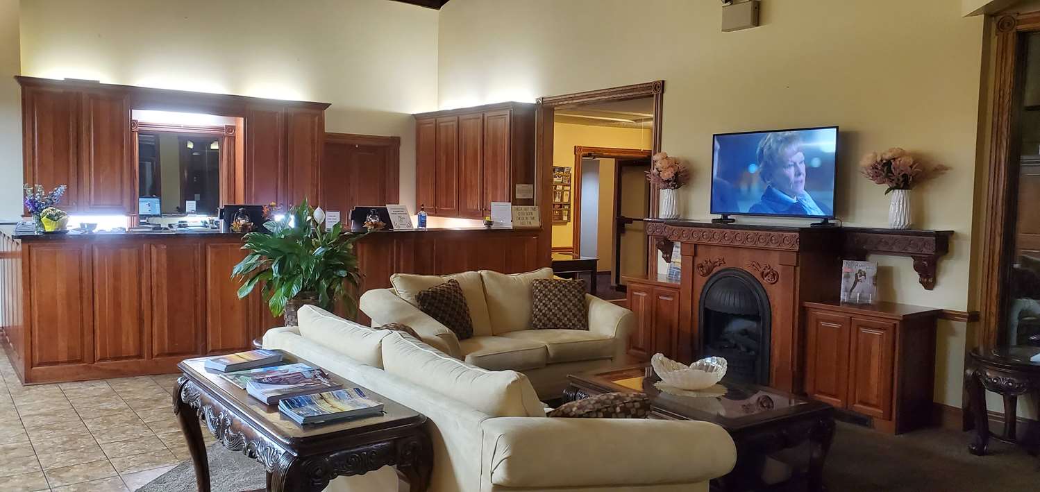 Americas Best Value Inn Chippewa Falls 20/34