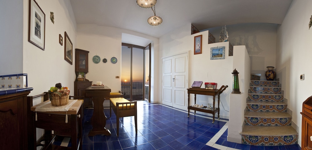 Villa Angelina 25/48