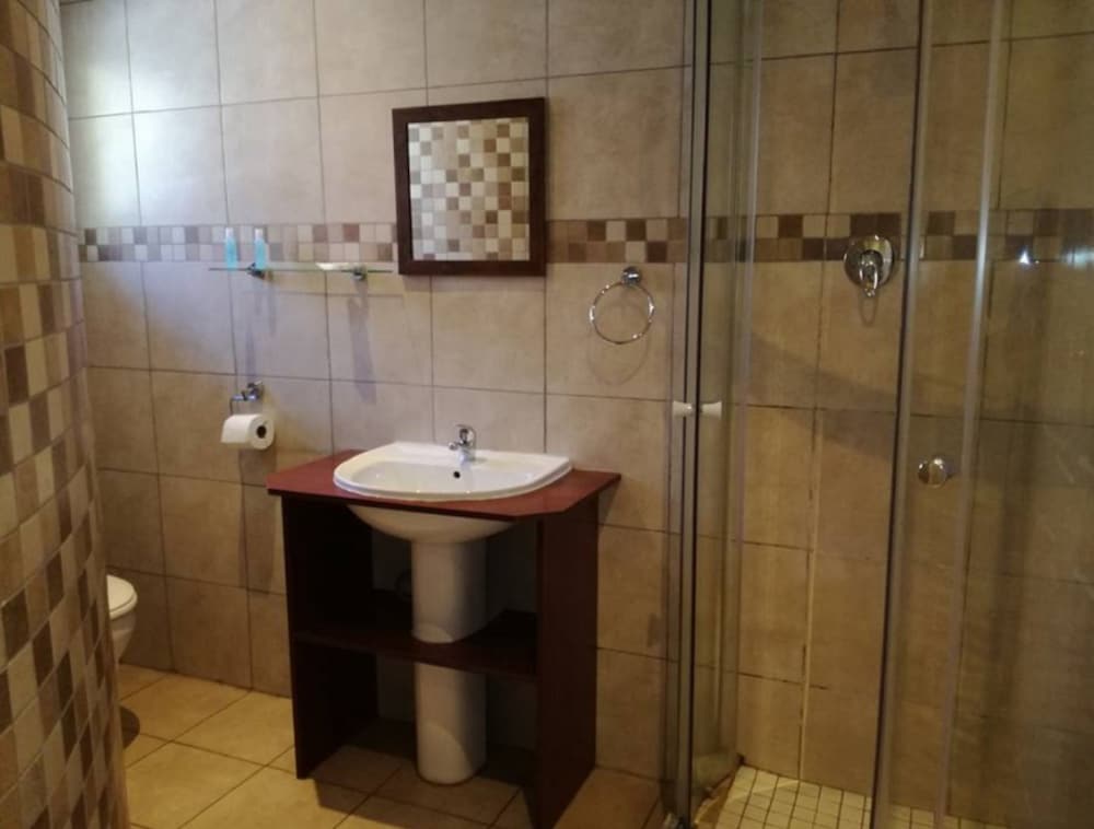 21 On Coetzee Guest House 19/22