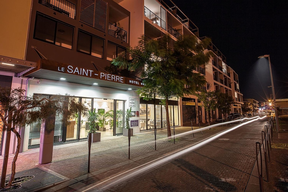 Le Saint Pierre Hotel in SAINT-PIERRE