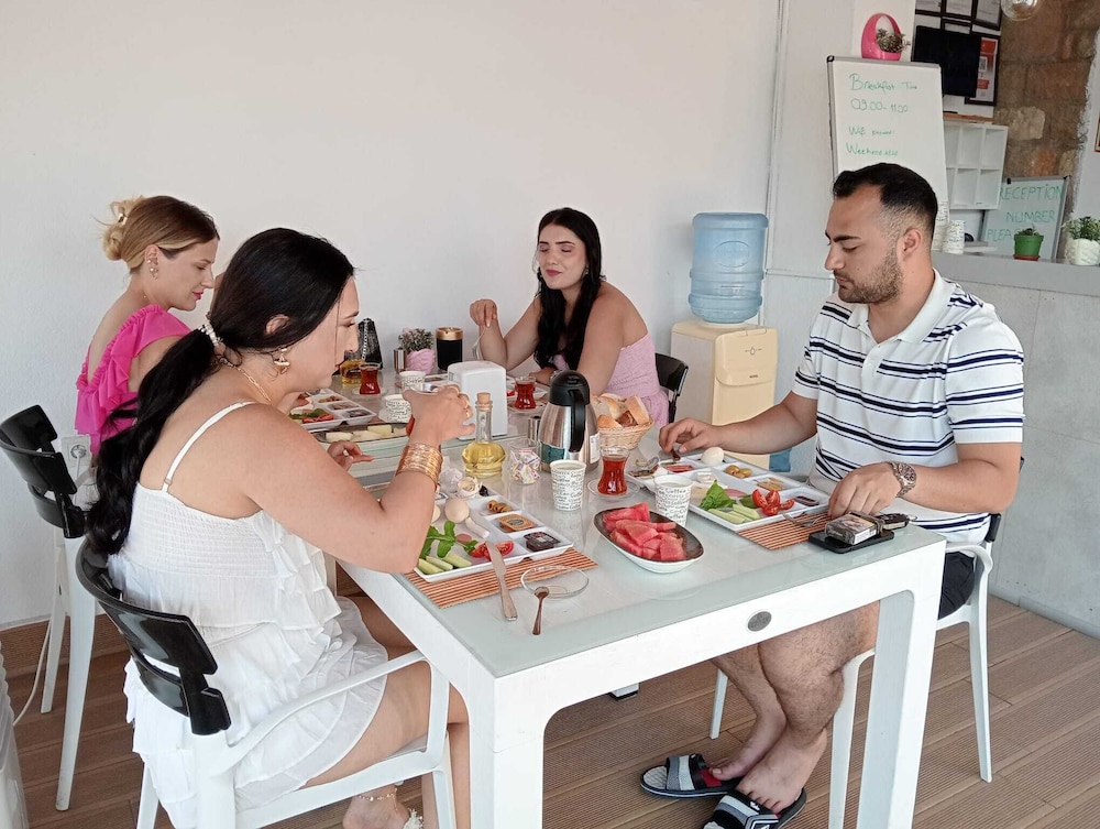 Weekend Bodrum Hotel 8/50
