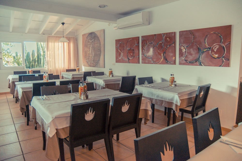 Apartamentos Holiday Center Santa Ponsa 31/46