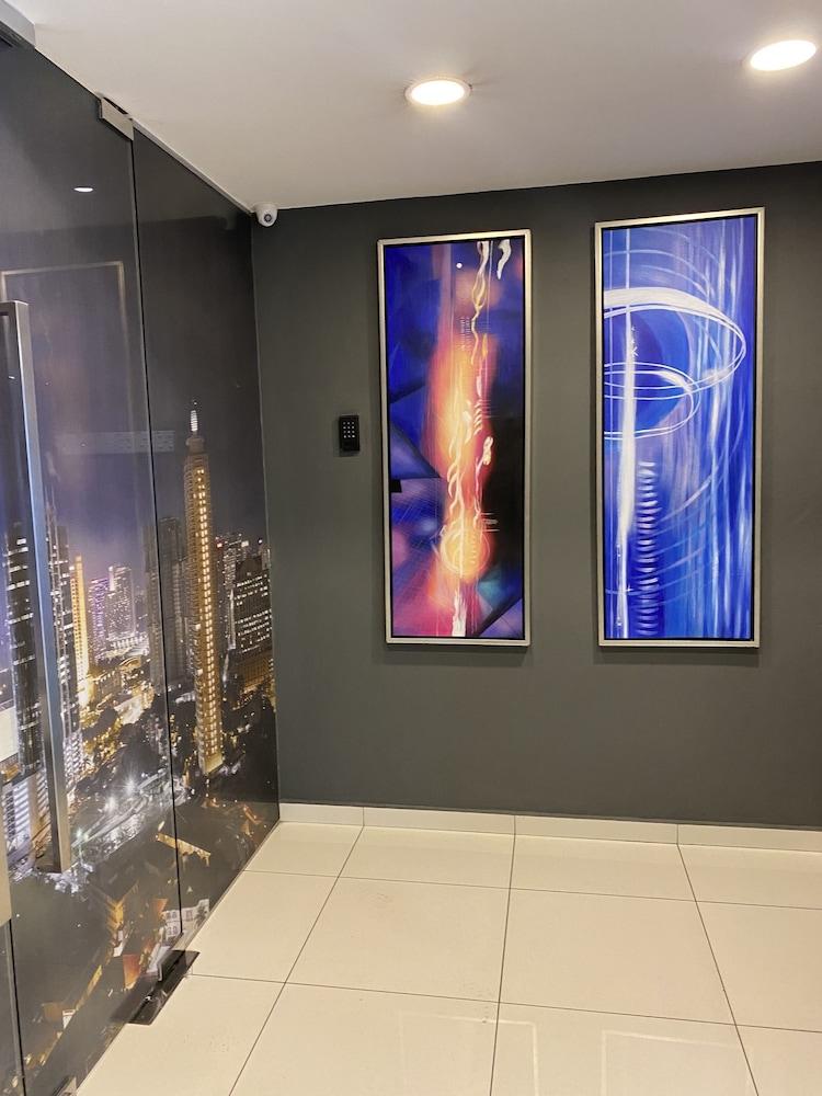 M Design Hotel 9/42