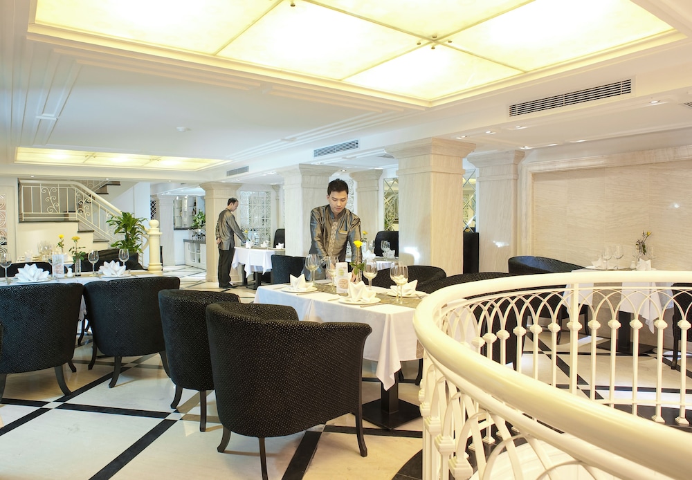 Hanoi Victor Gallery Hotel & Spa 47/50