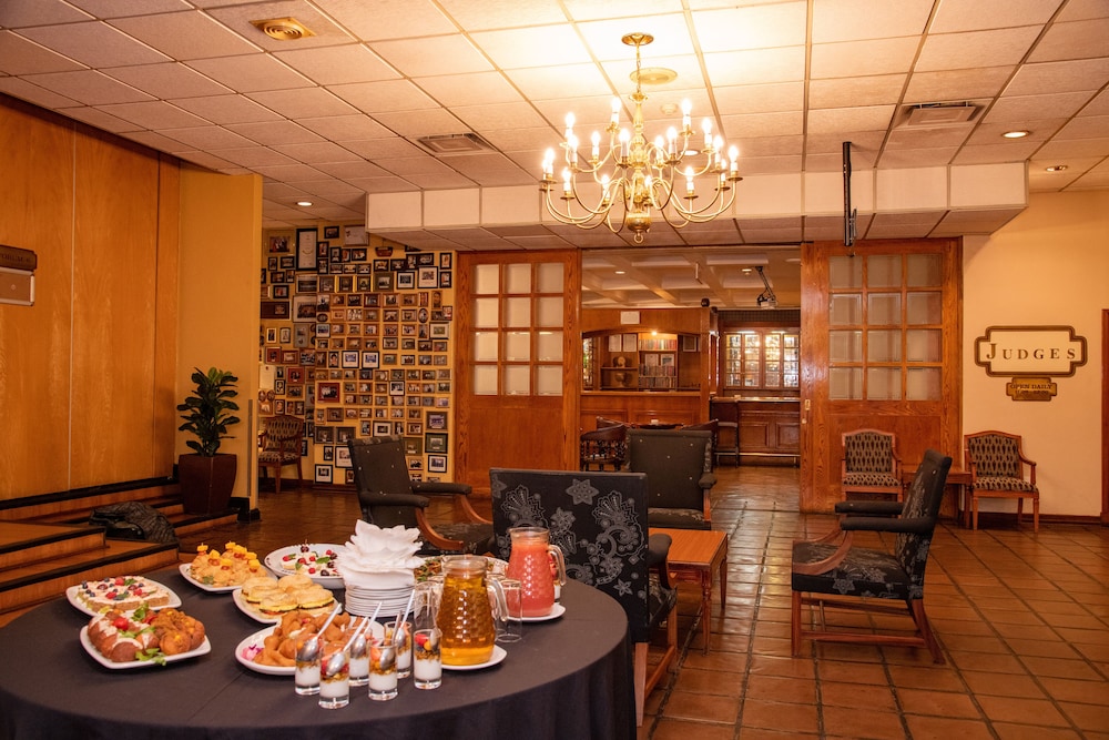 Bon Hotel Bloemfontein Central 41/60