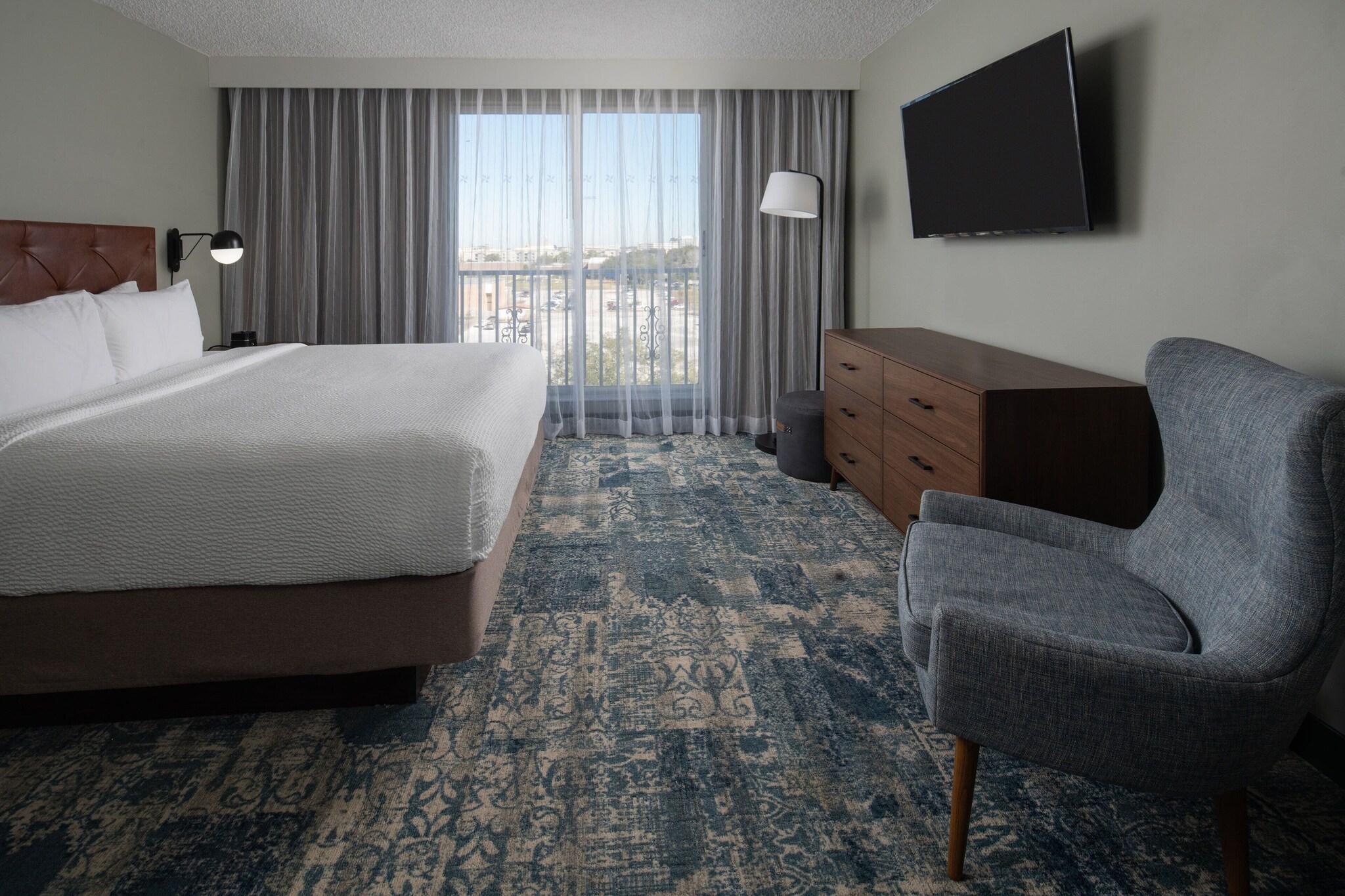 Deluxe, Suite, King Bed
