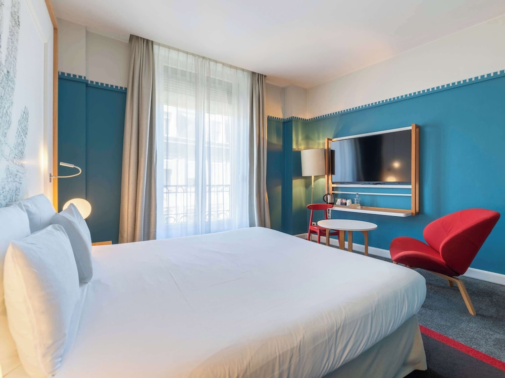 SUPERIOR, DOUBLE BED, ACCESSIBLE