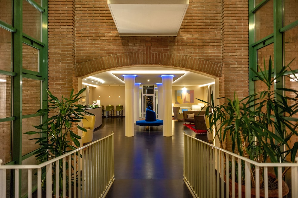 lobby