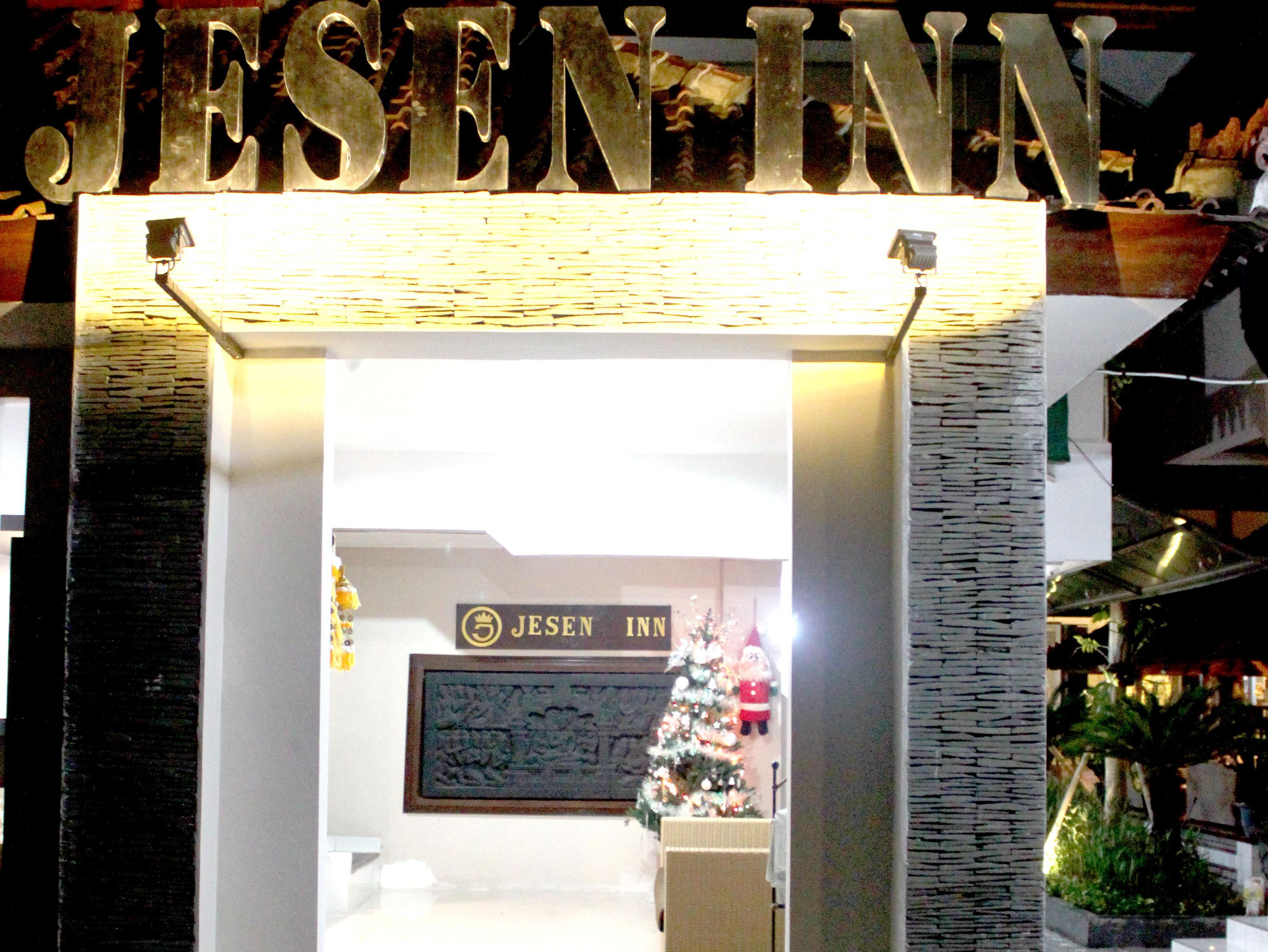 Jesen's Inn II 21/26