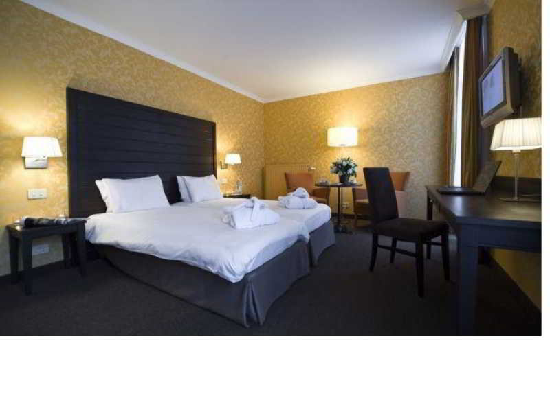Flanders Hotel Hampshire Classic 7/39