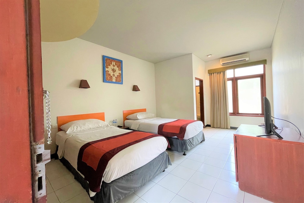 The Yani Hotel 22/57