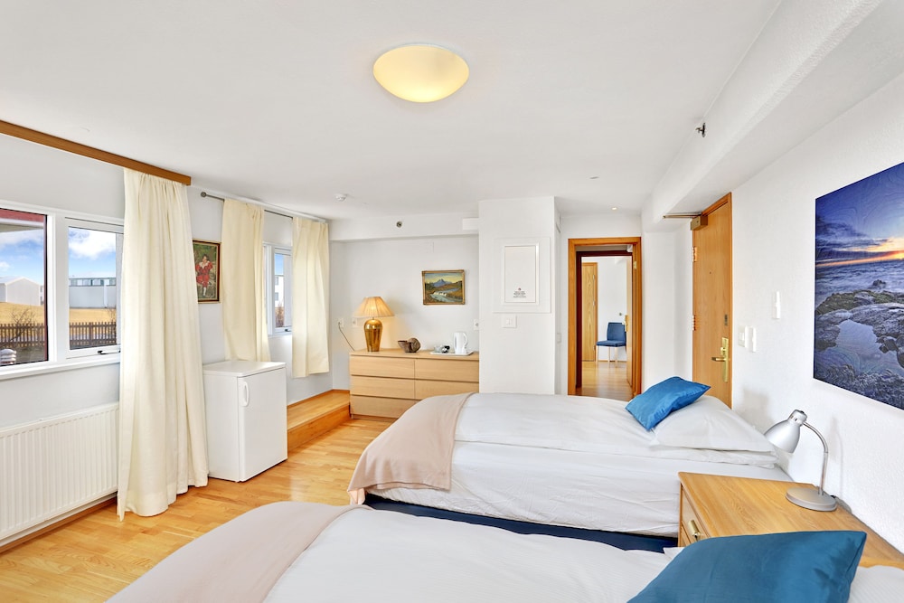 Eldey Airport Hotel 8/46