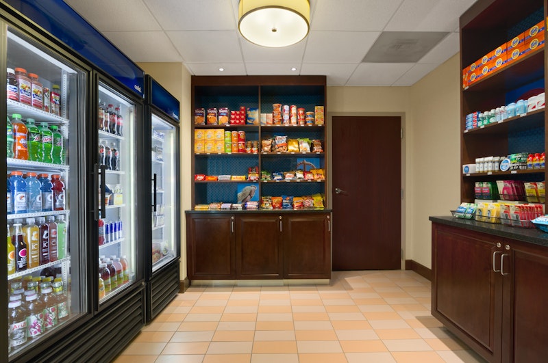 Hampton Inn Lexington Park 7/42