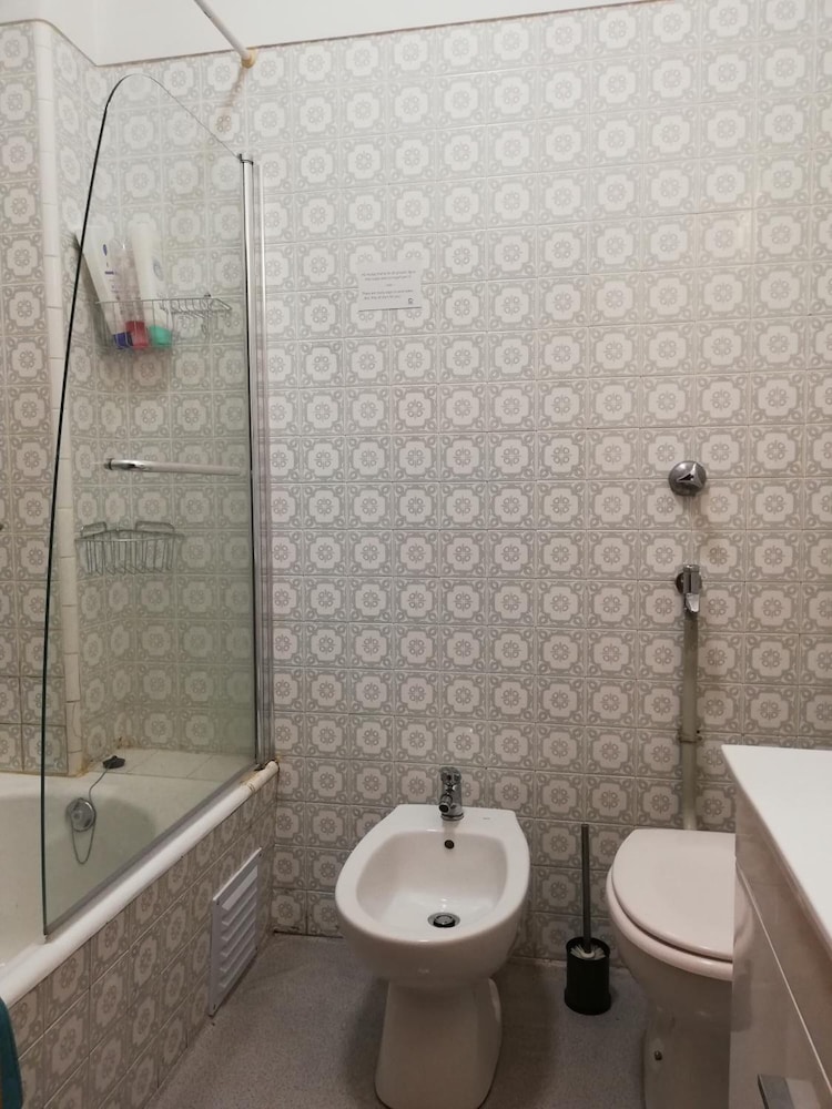 Tripgeo Guesthouse 25/27