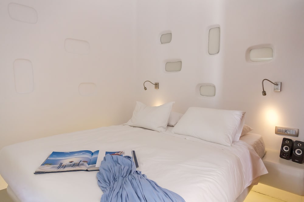 Allure Breeze Suites 13/79