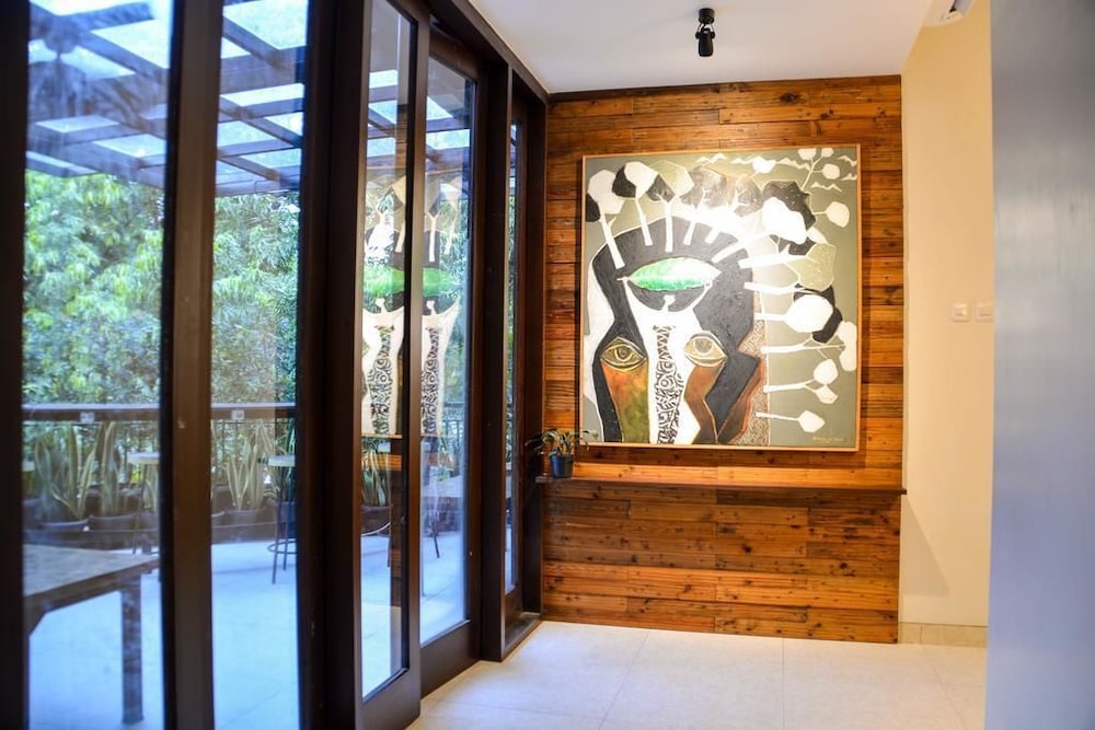 Treehouse Suites 6/50