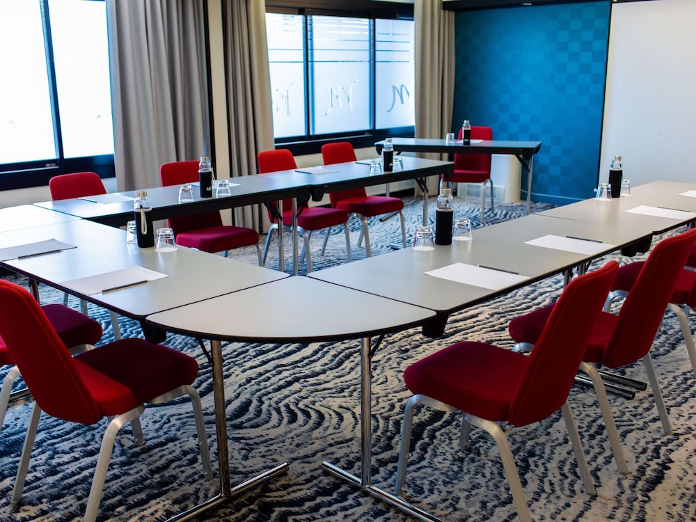 Mercure Lorient Centre Hotel 60/68