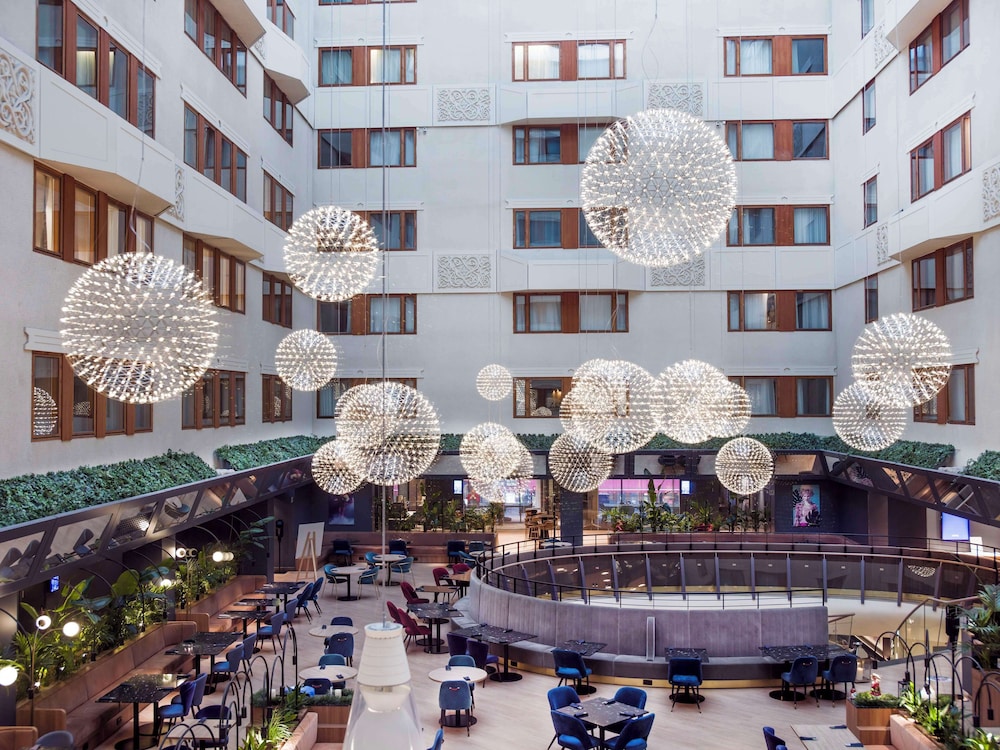 Radisson Blu Royal Viking Hotel 8/69