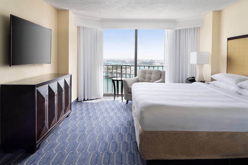 Miami Marriott Biscayne Bay 10/50