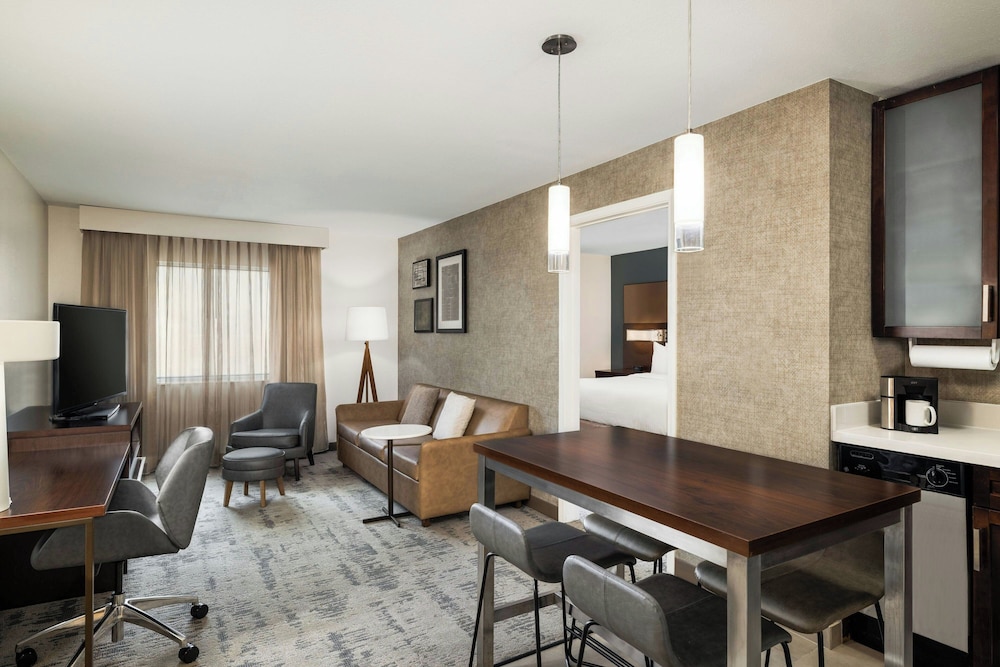Residence Inn Des Moines Downtown 33/56