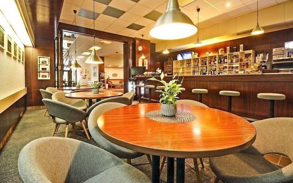 Adamantino Hotel 22/28