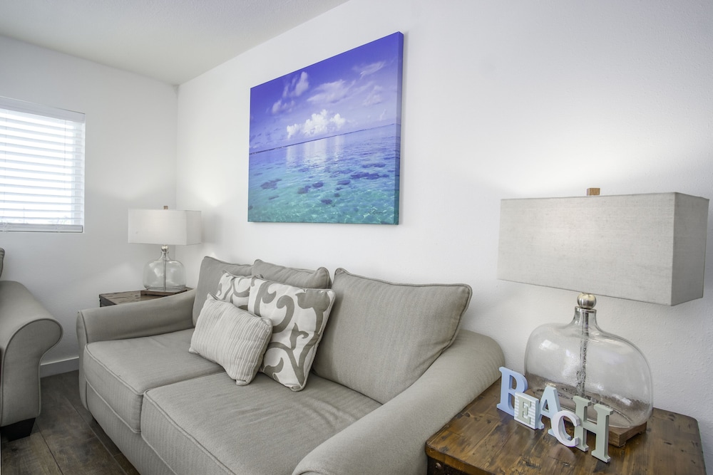 Skipjack Resort Marina 48/70