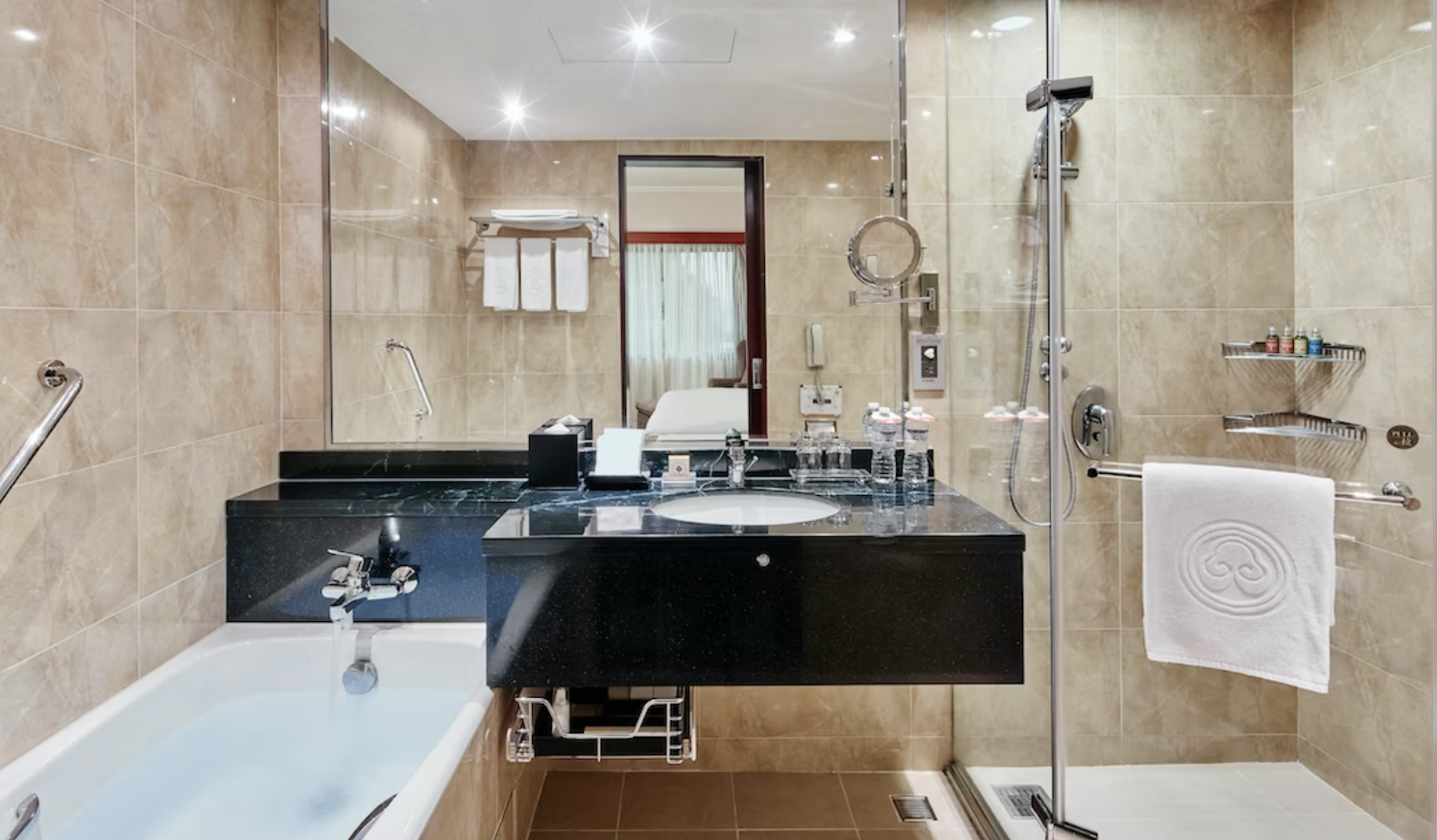 Rosewood, Junior Suite