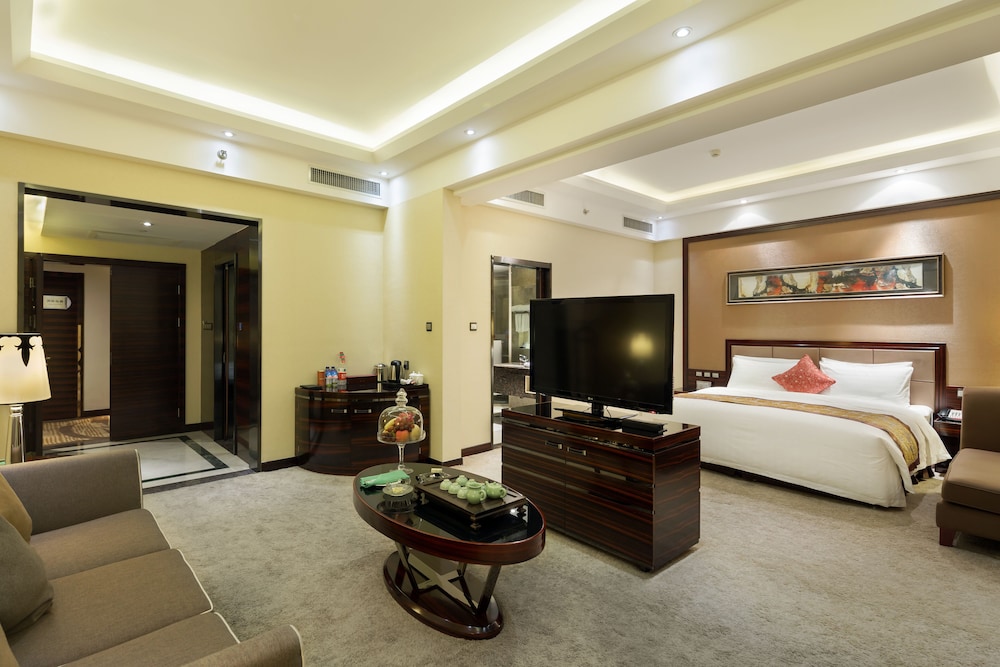 EXECUTIVE, QUEEN BED