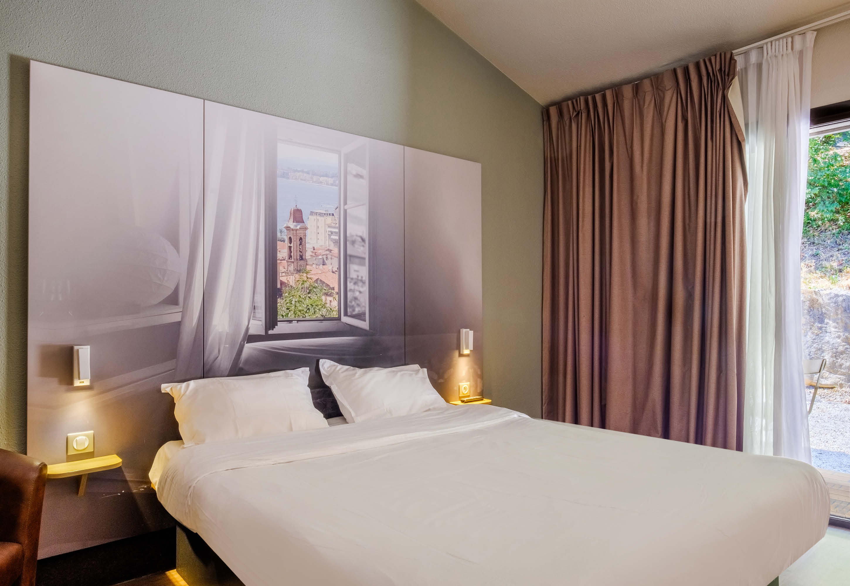 Standard, Triple, B&B Hotel Villeneuve Loubet Village 2/4