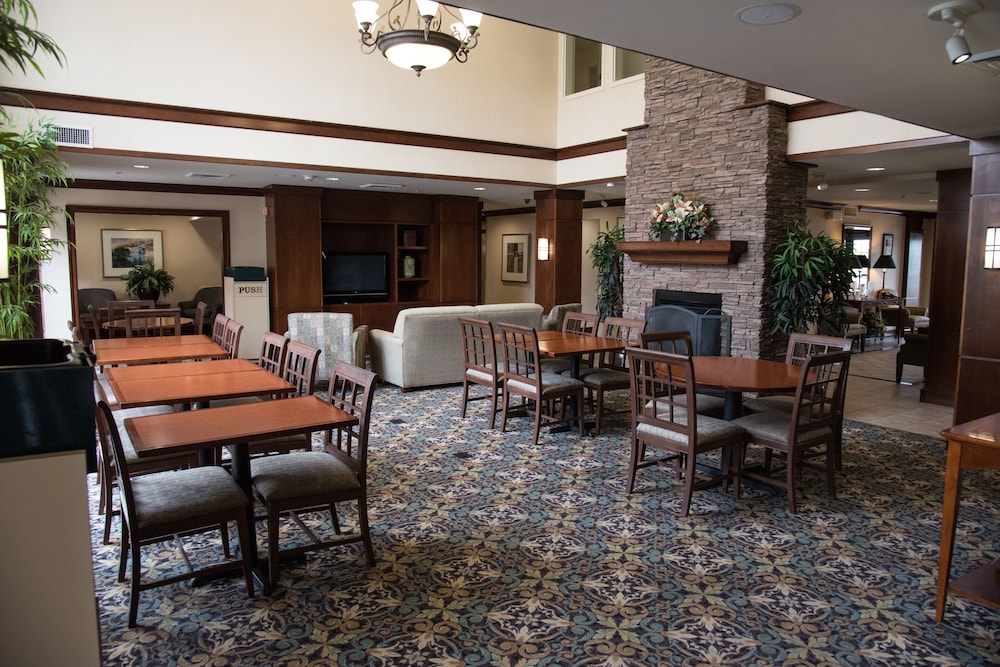 Staybridge Suites Fort Wayne 48/59