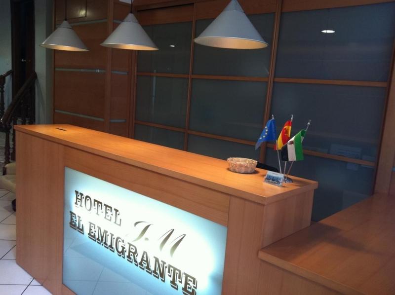 Hotel El Emigrante 6/42