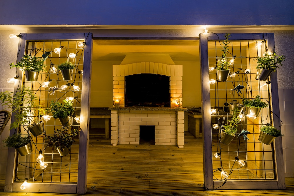 Sandhi House - Yoga & Wellness 1/40