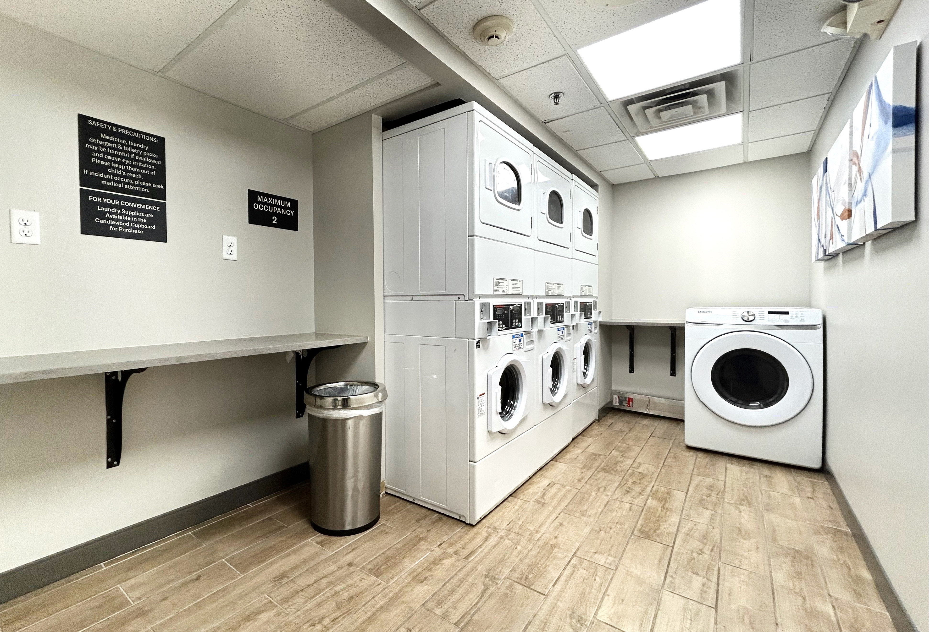 Candlewood Suites Indianapolis Downtown Medical District 71/73