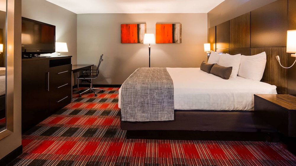Best Western Plus Fairfield Hotel 7/30