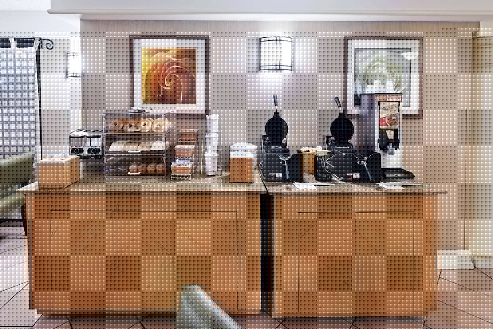 La Quinta Inn by Wyndham Amarillo Mid-City 38/52