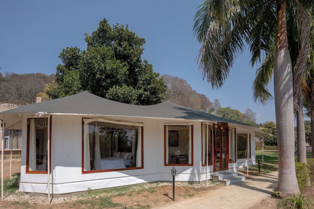 Click Resort Corbett Tiger Den in Kaladhungi