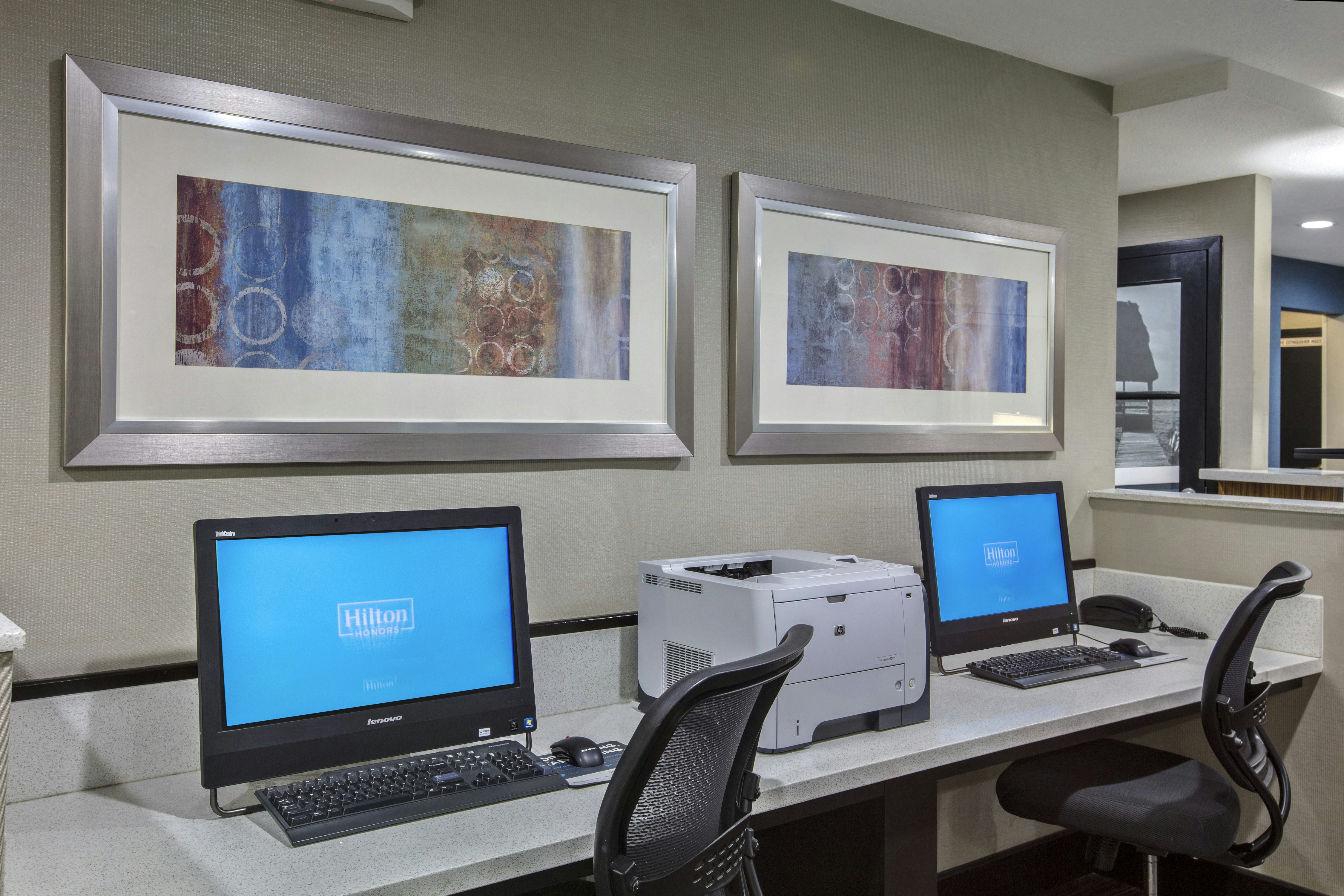 Hampton Inn and Suites Hermosa Beach 40/43