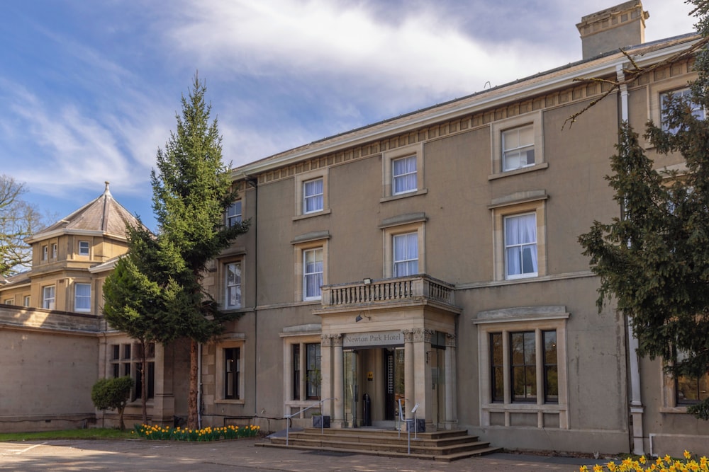 Newton Park Country House Hotel in BURTON UPON TRENT