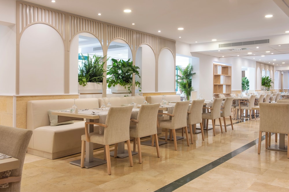 Valentin Somni Hotel & Suites - Adults Only 98/112