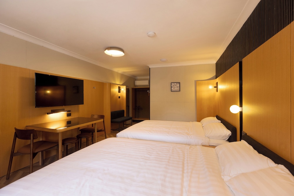 Matthew Flinders Motor Inn 7/21