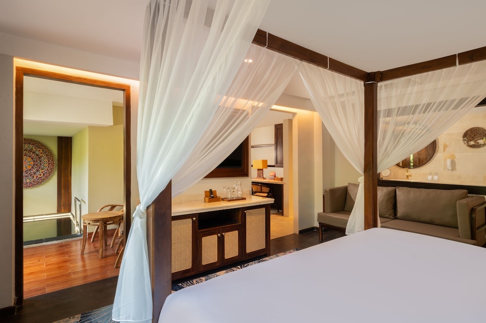 Premier, Junior Suite, King Bed, Nature View, Plunge Pool