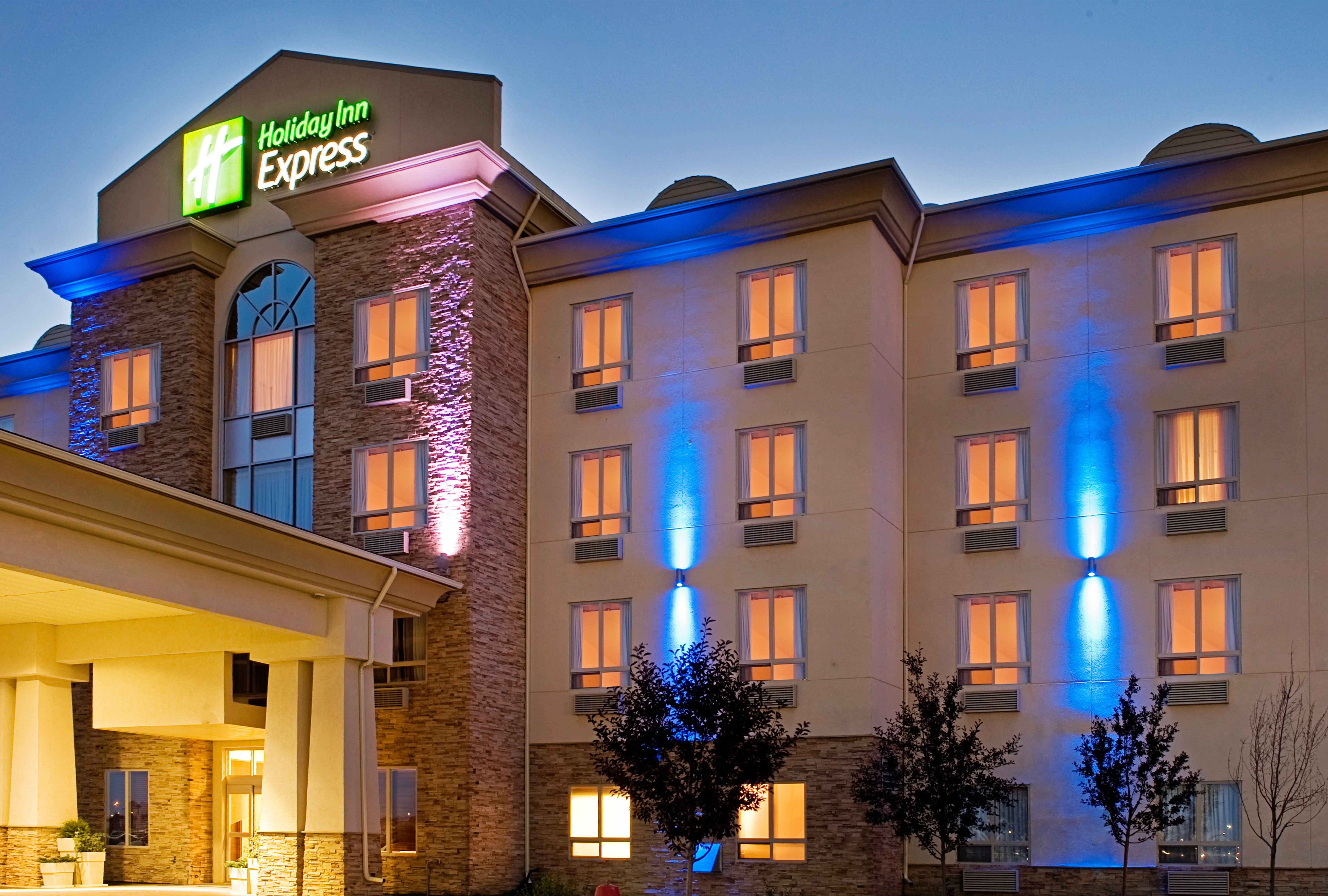Holiday Inn Express Grande Prairie 2/66
