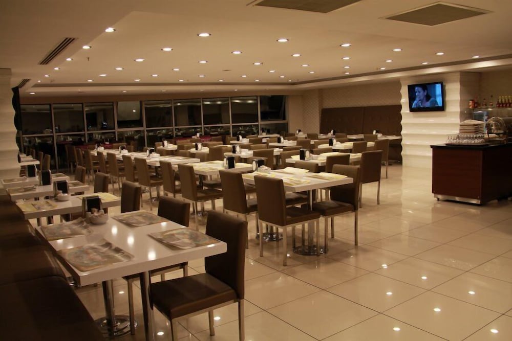 Ozpark Hotel 40/50