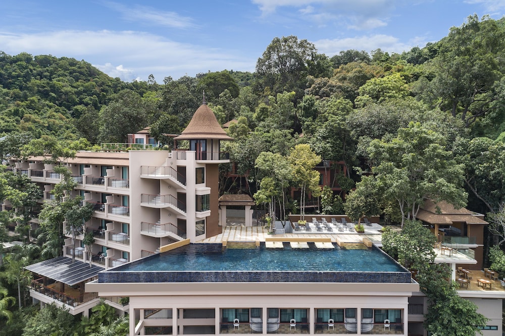 Avani Ao Nang Cliff Krabi Resort in KRABI